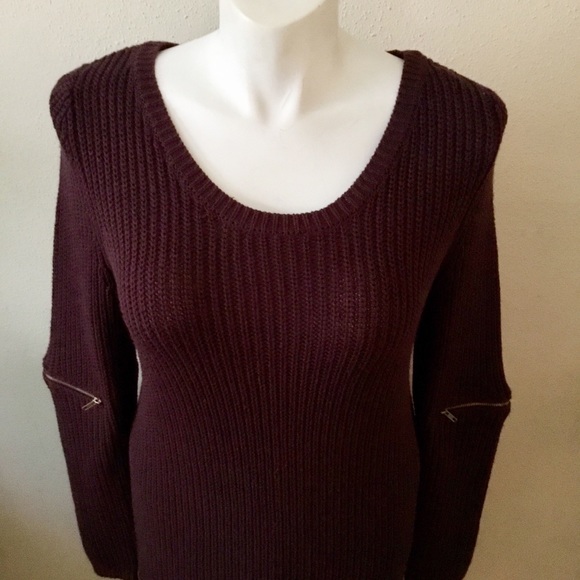 Maroon sweater dress with Zip elbow - Picture 2 of 8